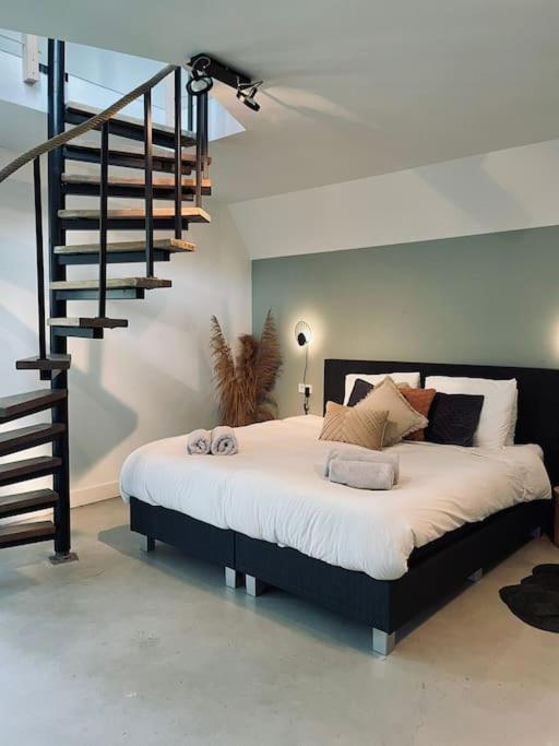Cozy Appartment On The Farm ルーネン・アーン・デ・フェヒト エクステリア 写真